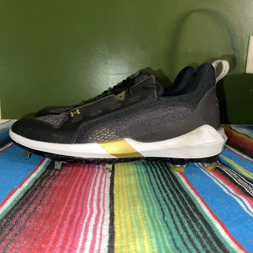 Under Armour Cleats Men 13 Harper 6  3024315-001 HOVR‎ Hygrid Metal Excellent